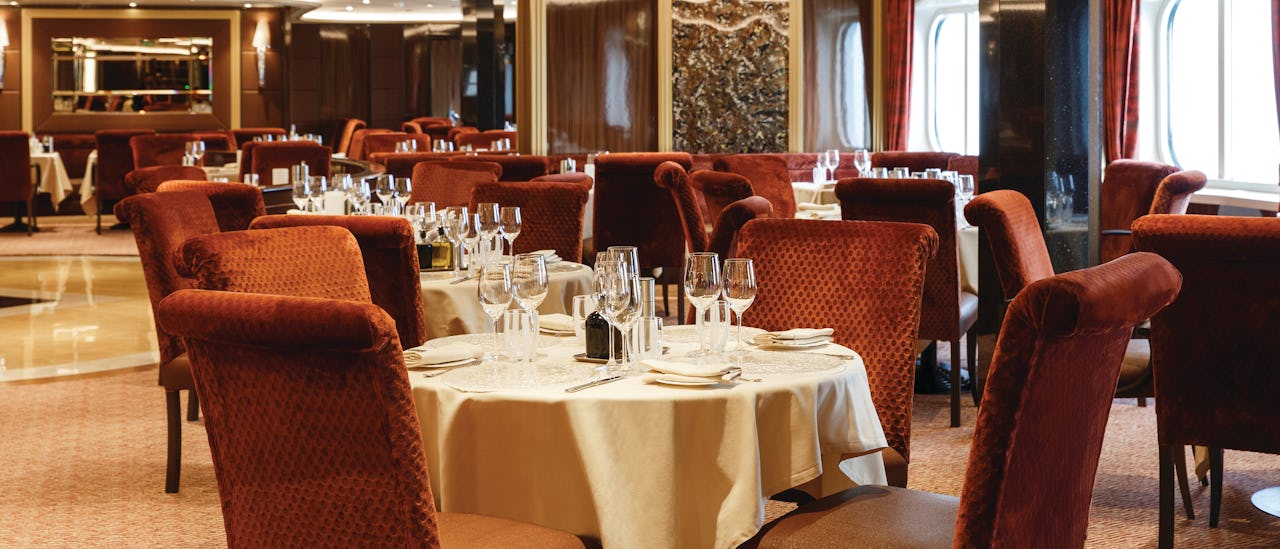 Atlantide - this elegant restaurant offers the best that the sea has to offer